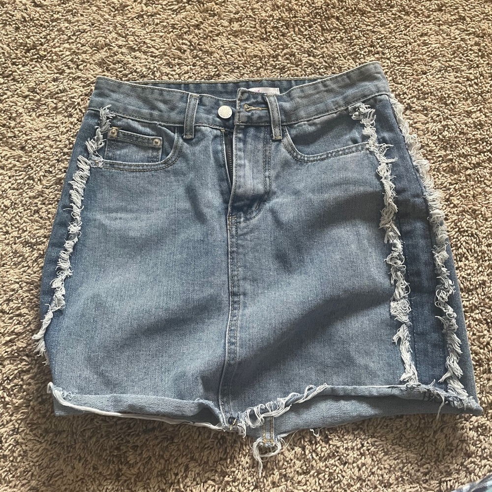 Denim skirt